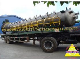 The process of transporting the refinery tower