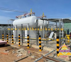 Gas tank