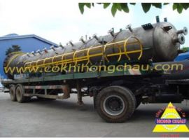 The process of transporting the refinery tower